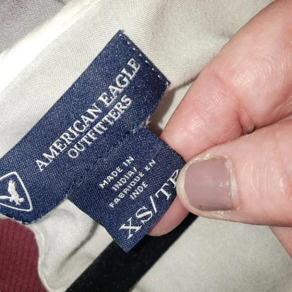 AEO XS white embroidered top w/ scalloped trim - Picture 5 of 5